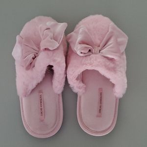 Victoria's secret slippers